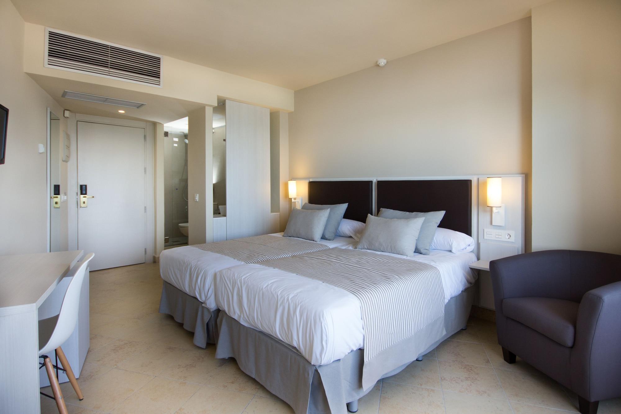 Hotel El Puerto By Pierre Fuengirola