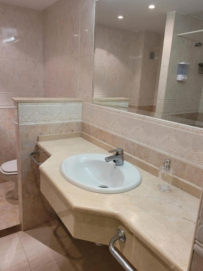 Apartment En Pyr Puerto Fuengirola