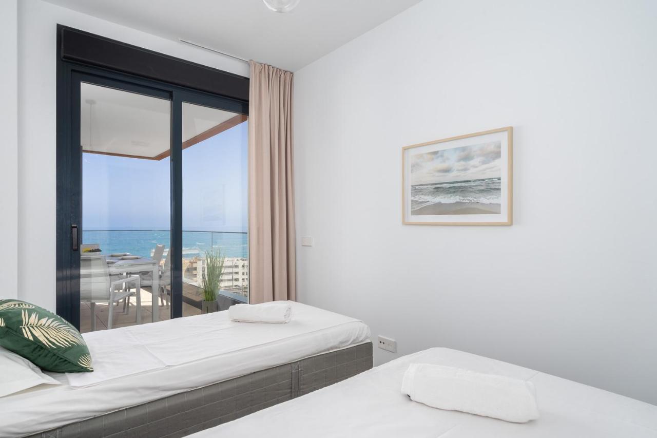 Apartment Stunning Flat In Middel Views El Higueron Gym&pool By Costarentals - Ref 130