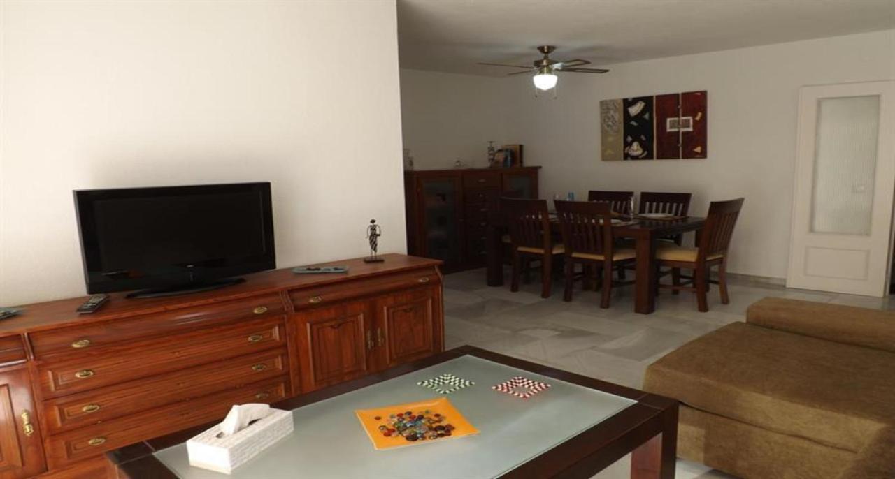- 2 Bedrooms With Pool And Wifi - 4229 Appartement