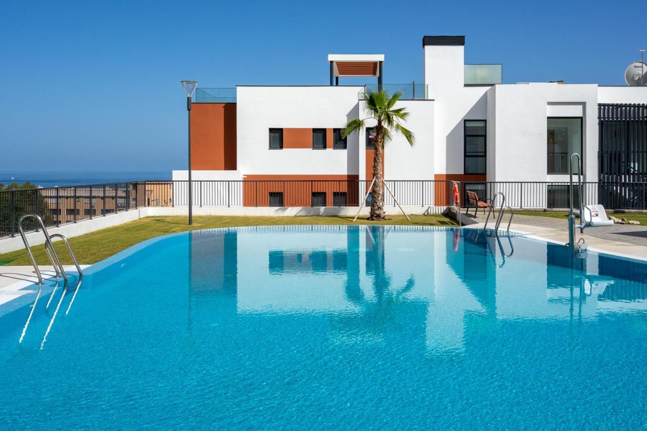 Stunning Flat In Middel Views El Higueron Gym&pool By Costarentals - Ref 130 *