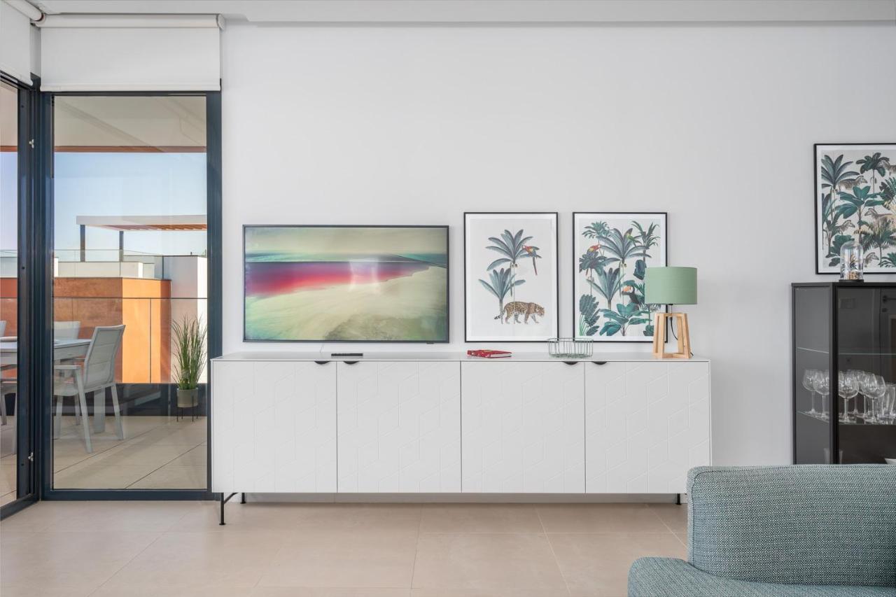 Stunning Flat In Middel Views El Higueron Gym&pool By Costarentals - Ref 130 Fuengirola