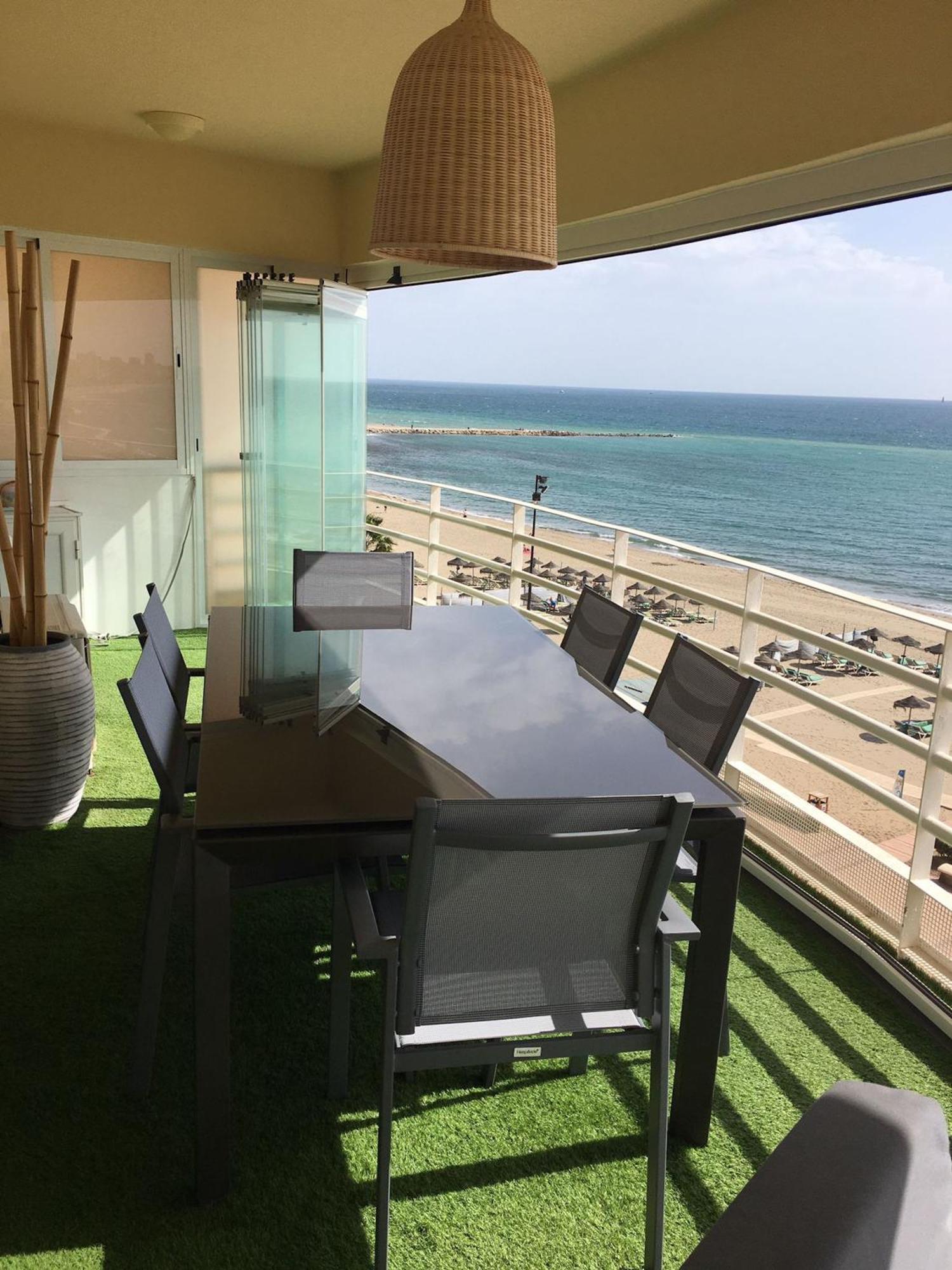 Apartamento En Primera Linea/beachfront Fuengirola
