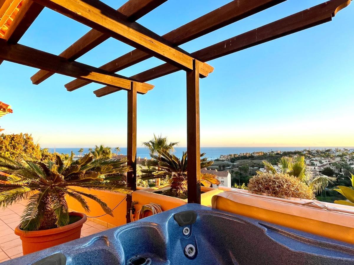 Malibu Mansion Panoramic Dreamhome With Jacuzzi By Solrentspain Huoneisto