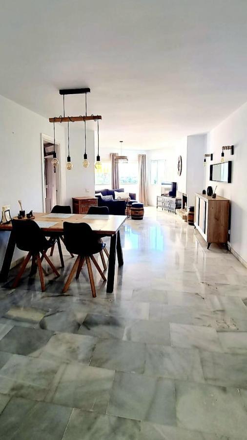 Mijas Holiday Apartment Fuengirola