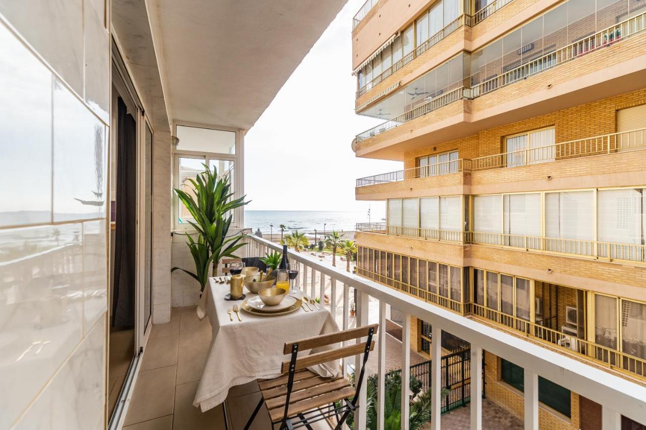 Paseo Maritimo Deluxe By The Apartment *