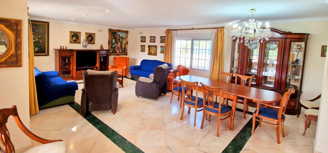 Golden Costa Del Sol - Big Private Pool - Bbq - Good Location