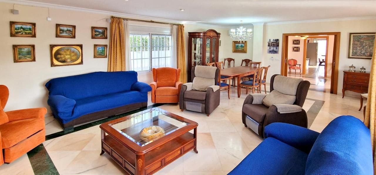 Golden Costa Del Sol - Big Private Pool - Bbq - Good Location