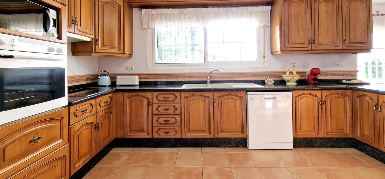 Golden Costa Del Sol - Big Private Pool - Bbq - Good Location