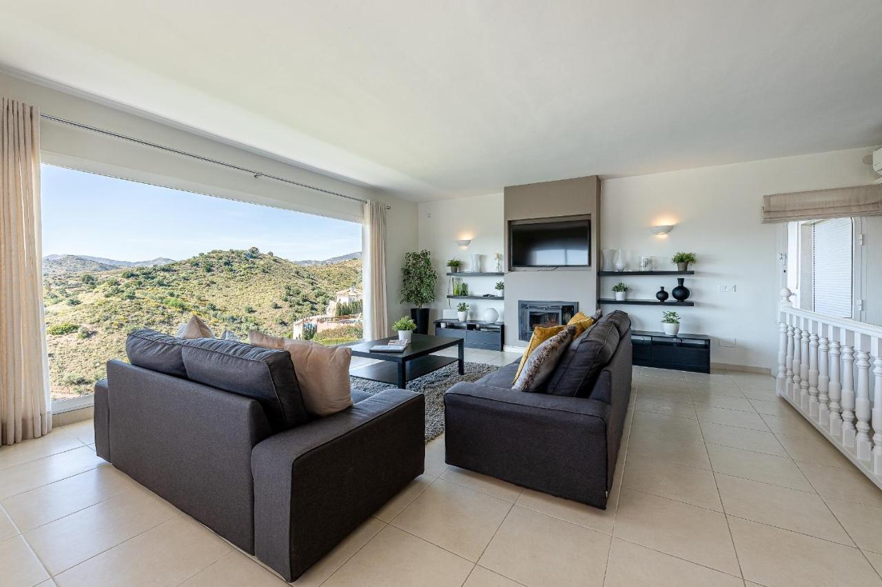 Stunning 6 Bed Private Pool Mijas Gol * Fuengirola