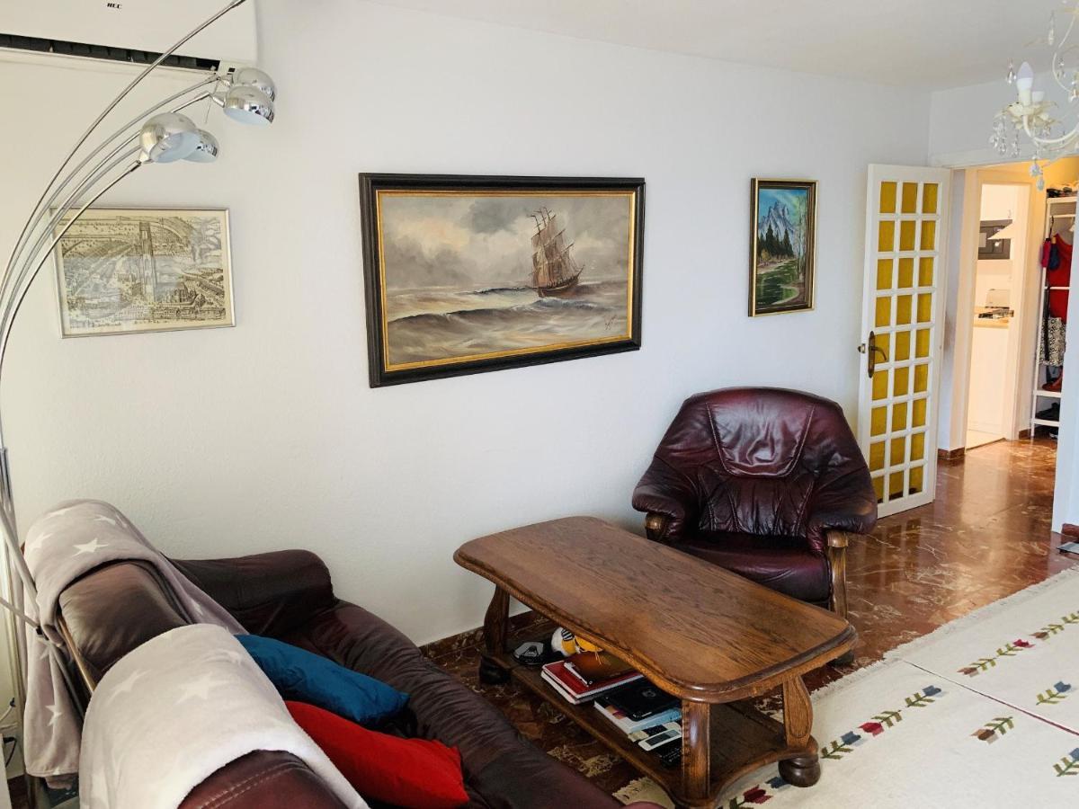 Frontline Apartamento *