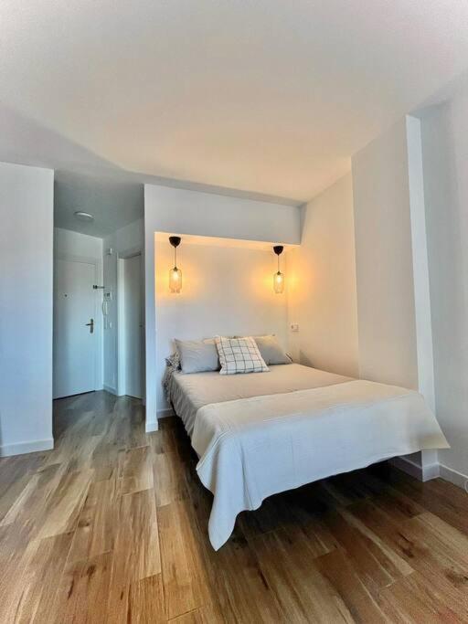 Acogedor Estudio 650 M De Playa Huoneisto Fuengirola