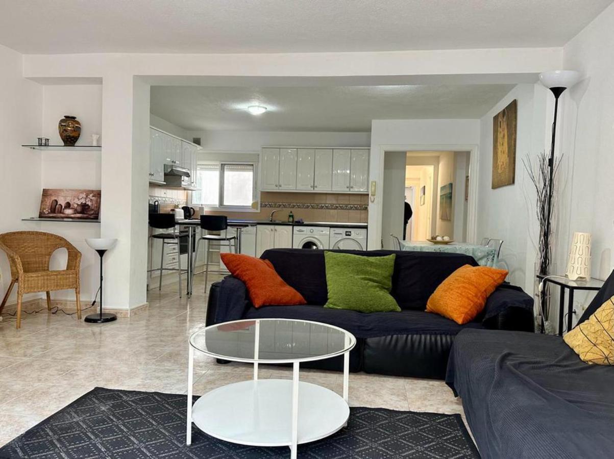Charming 3-bed In Fuengirola