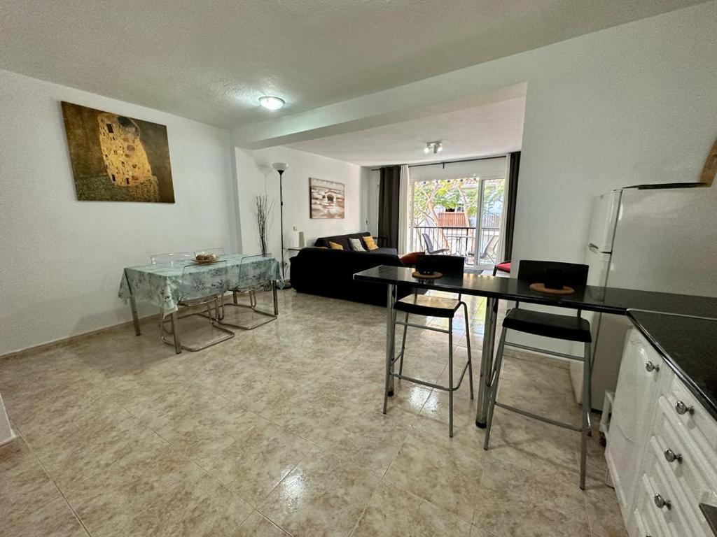Charming 3-bed In Apartment Fuengirola