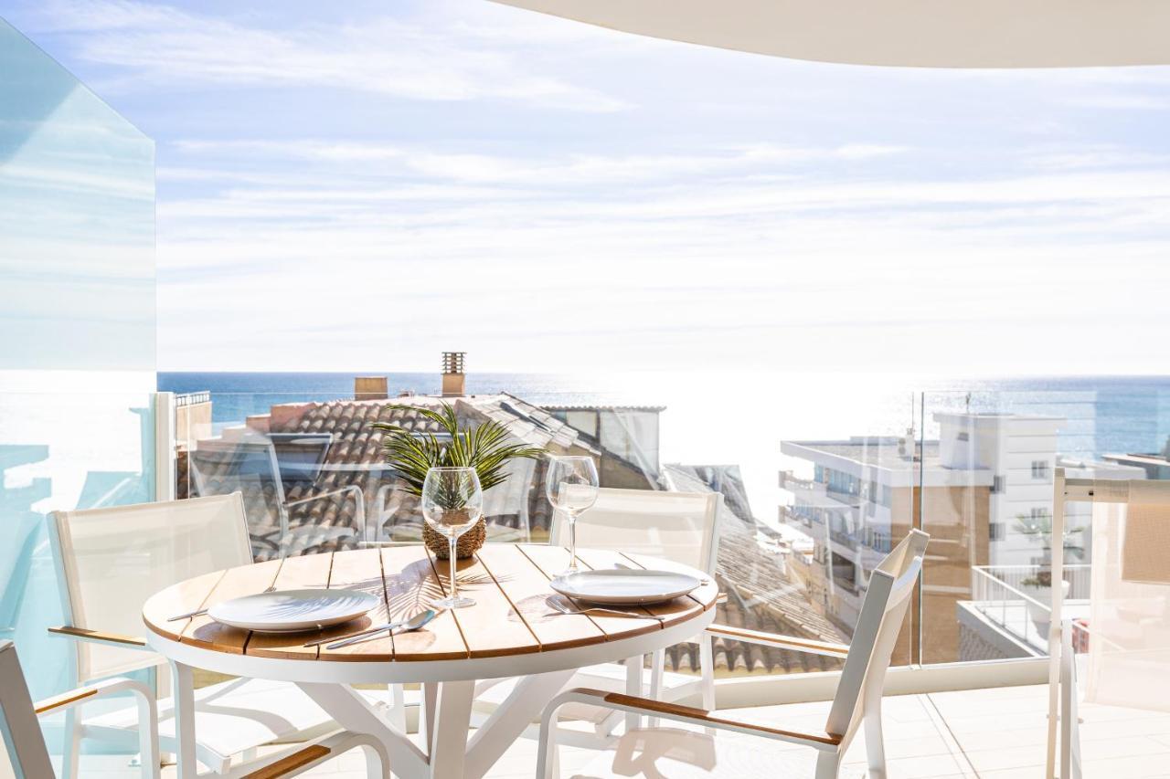 Ensuite Sea & Pool Views With Private Parking Apartment *