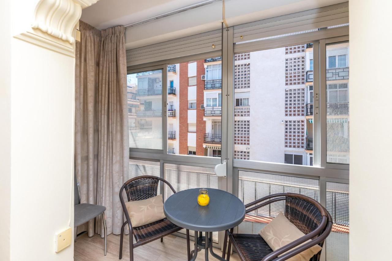 Stylish 1br In The Heart Of Town Huoneisto