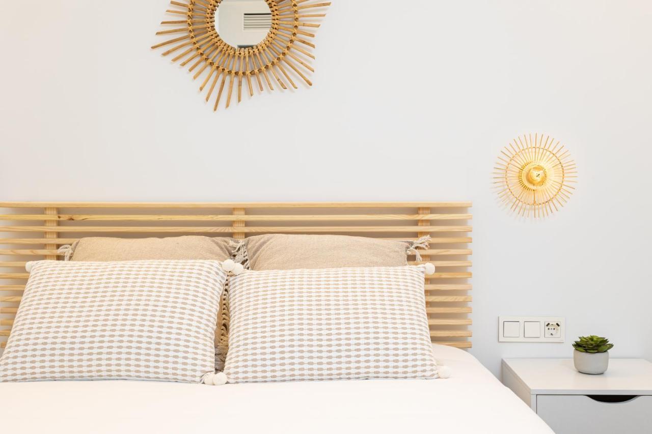 Ensuite Sea & Pool Views With Private Parking