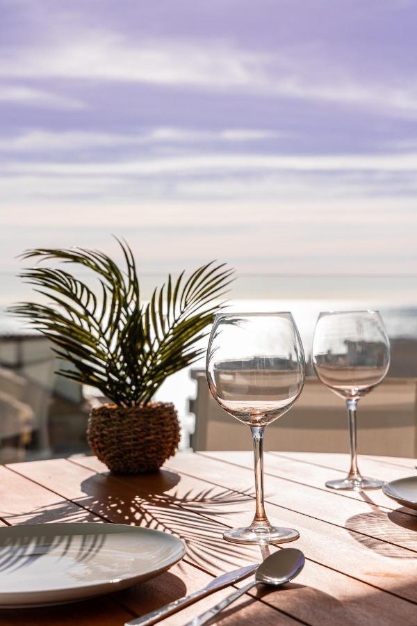 Ensuite Sea & Pool Views With Private Parking * Fuengirola