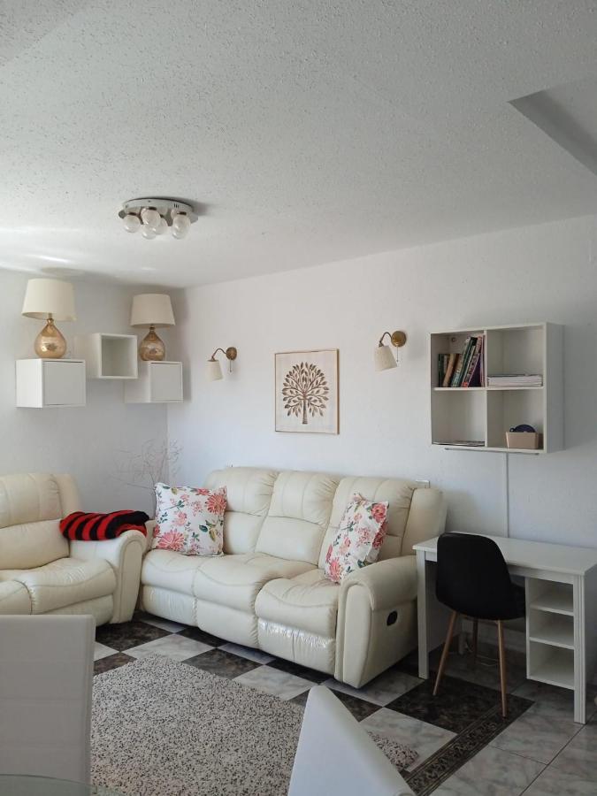 Cozy In Hills Fuengirola