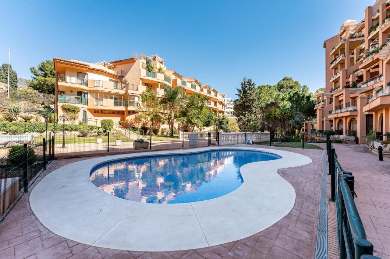 Seaside Bliss 2br With Tranquil Terrace Pool And Parking * Fuengirola