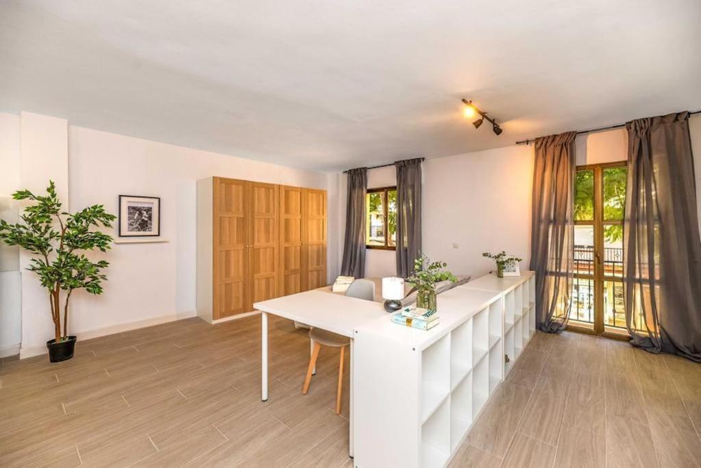 Ct 226 - Center - Studio I * Fuengirola