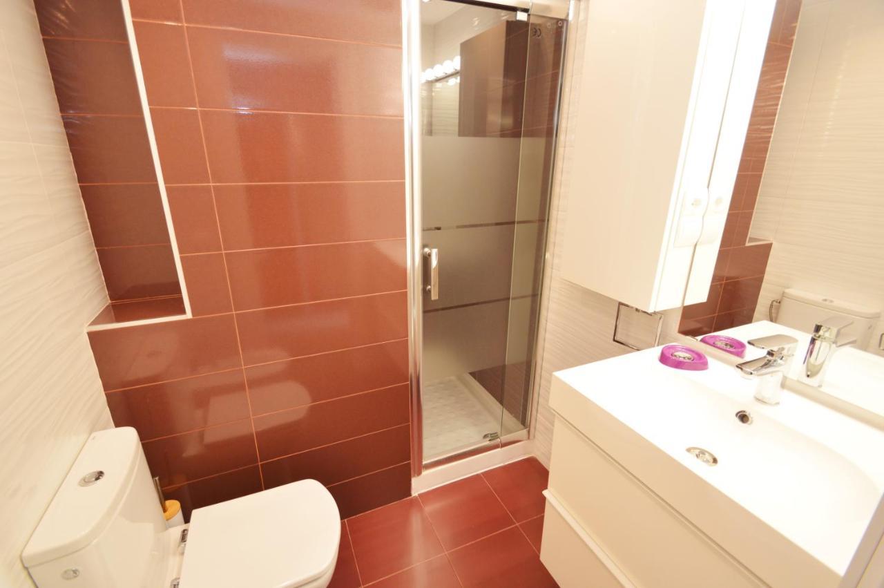 Fuengirola, Primera Linea De Playa Apartamento