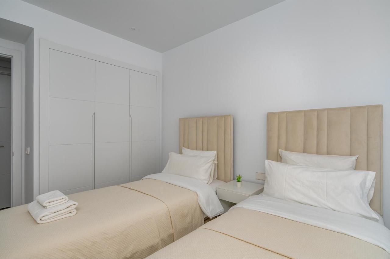 Middel Views Seaview In El Higueron By Costarentals - Ref 64 * Fuengirola