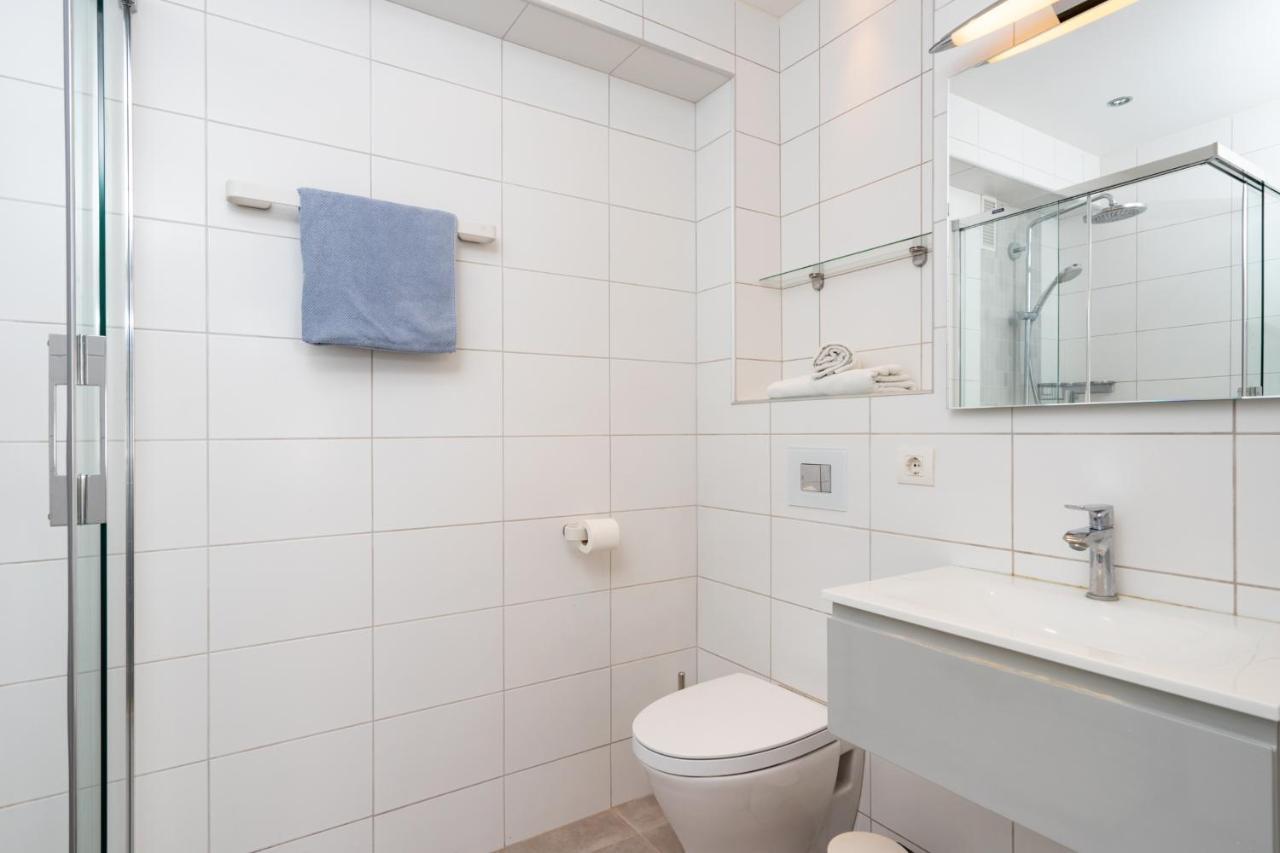 Apartment Lovely Beachfront Flat With Sunny Balcony Ref 40 Fuengirola