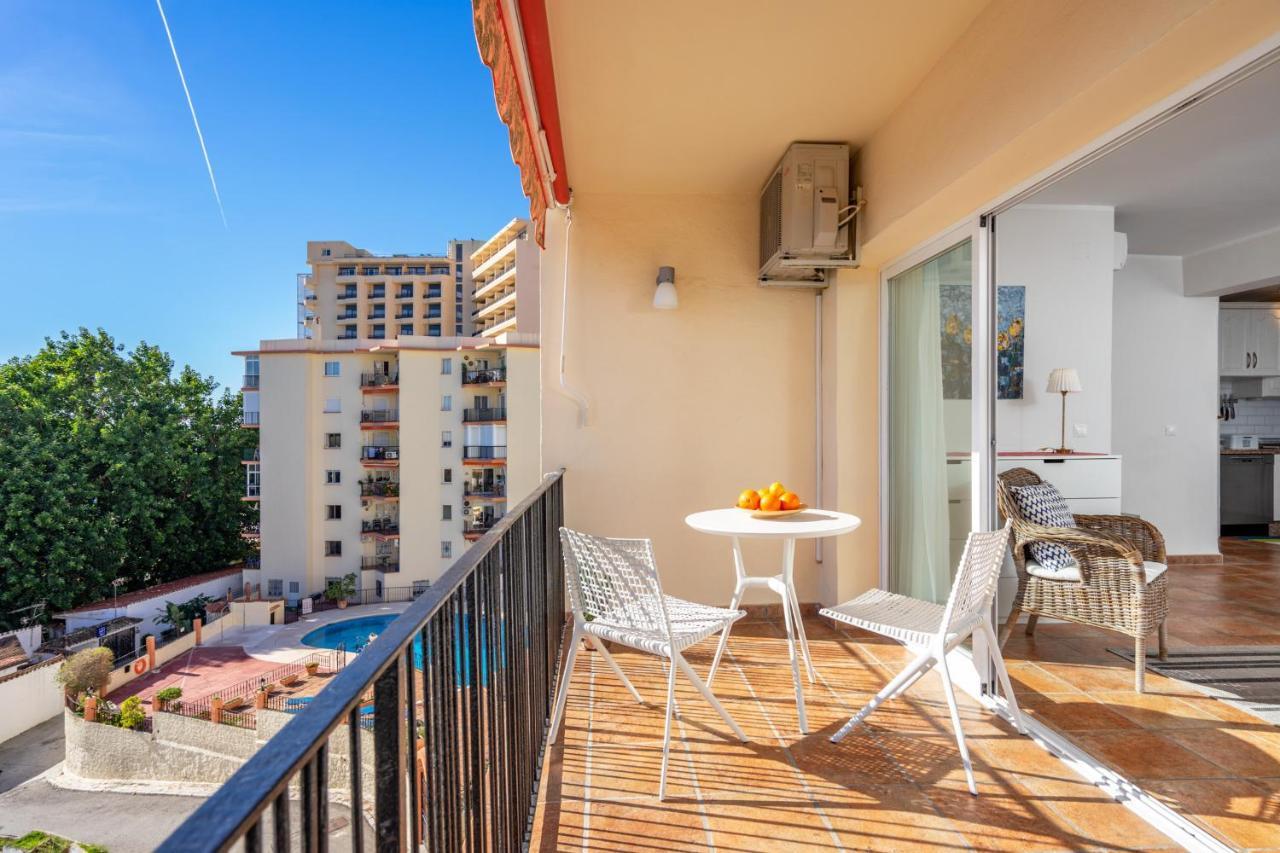 Lovely Beachfront Flat With Sunny Balcony Ref 40 Apartment