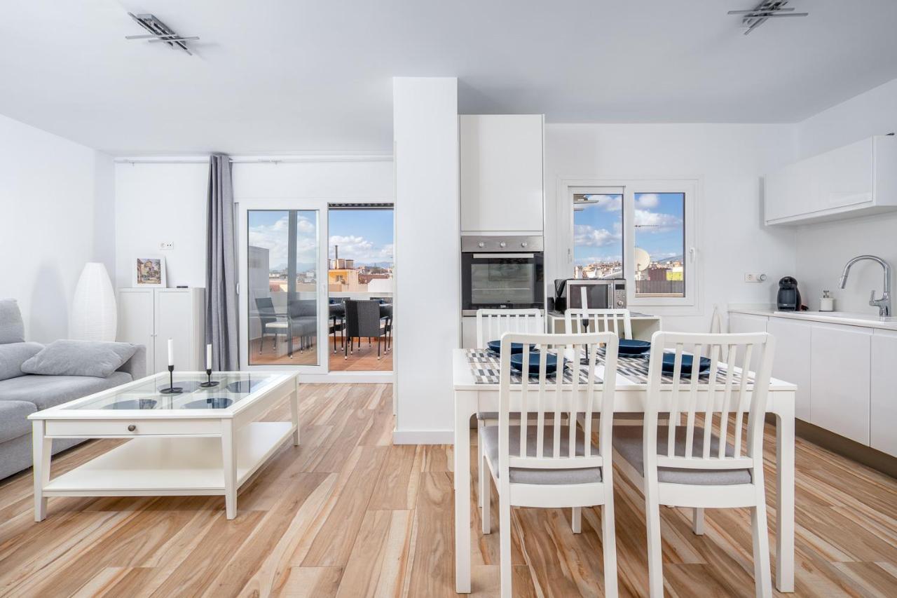Apartment Front Line Beach In Ref 14 *