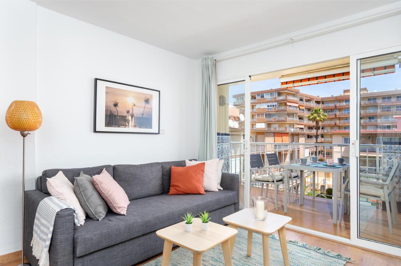 Apartment Beachfront Seaview In Boliches By Costarentals - Ref 141