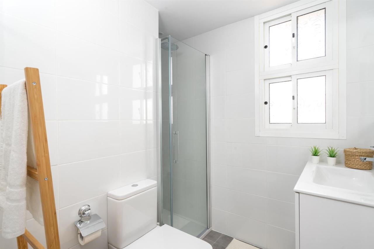 Apartment Beachfront Seaview In Boliches By Costarentals - Ref 141 *