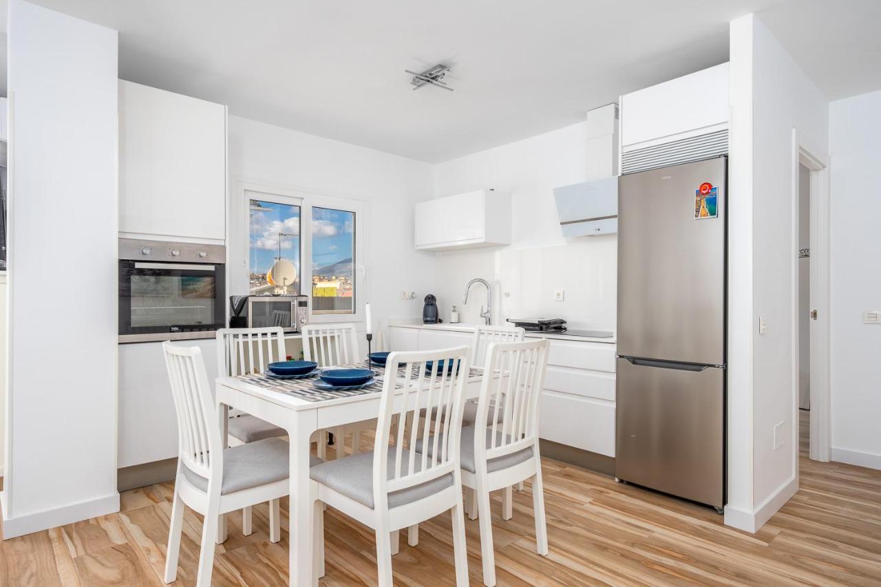 Front Line Beach In Ref 14 Apartment *