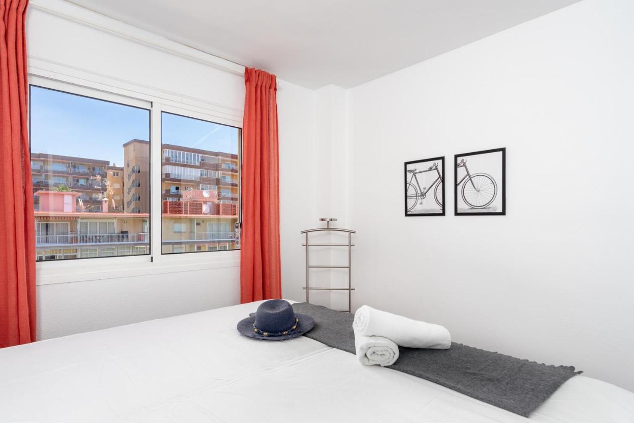 Beachfront Seaview In Boliches By Costarentals - Ref 141 Apartment Fuengirola