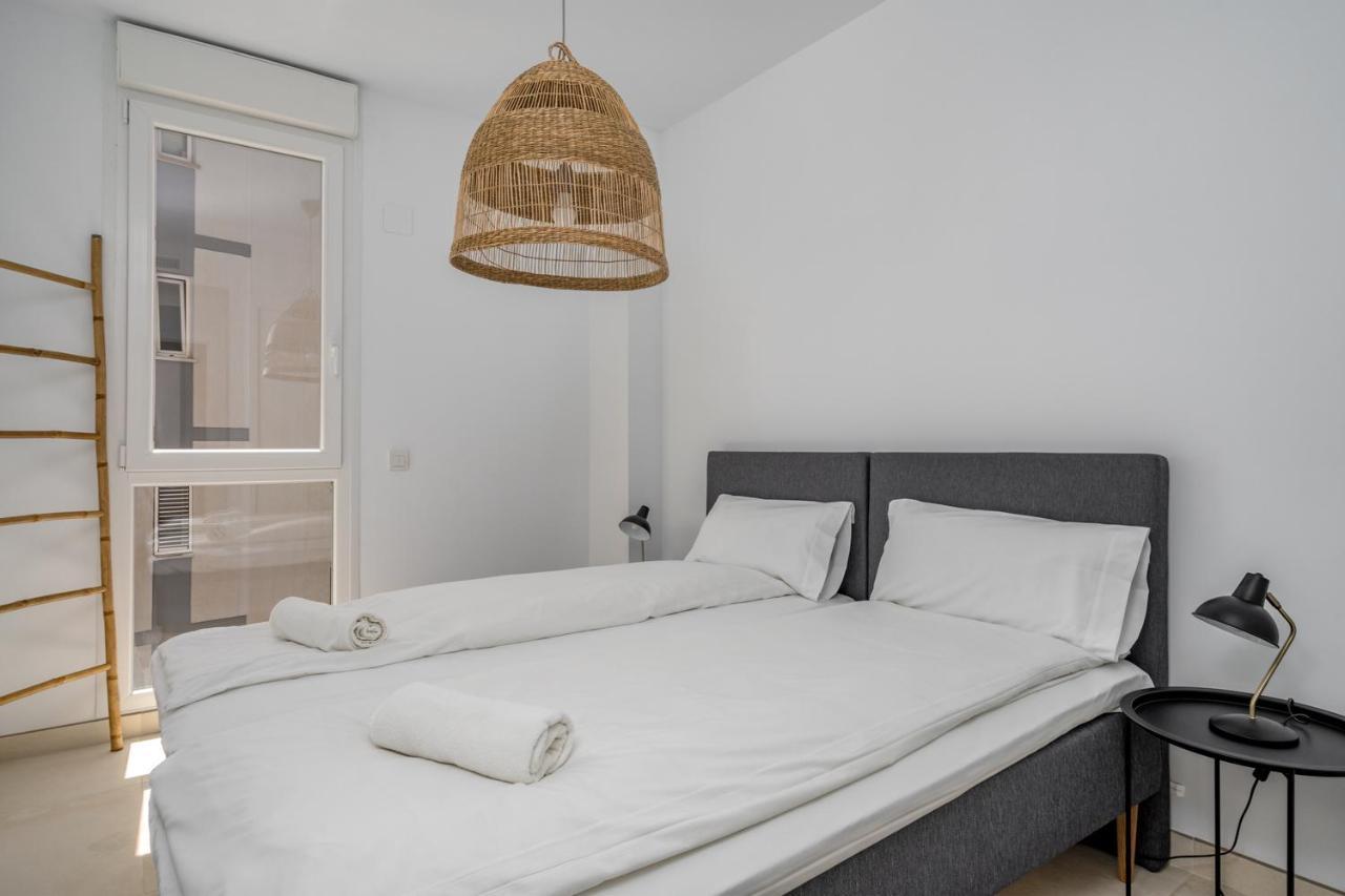 Apartment Blue Wave In Torreblanca By Costarentals - Ref 174