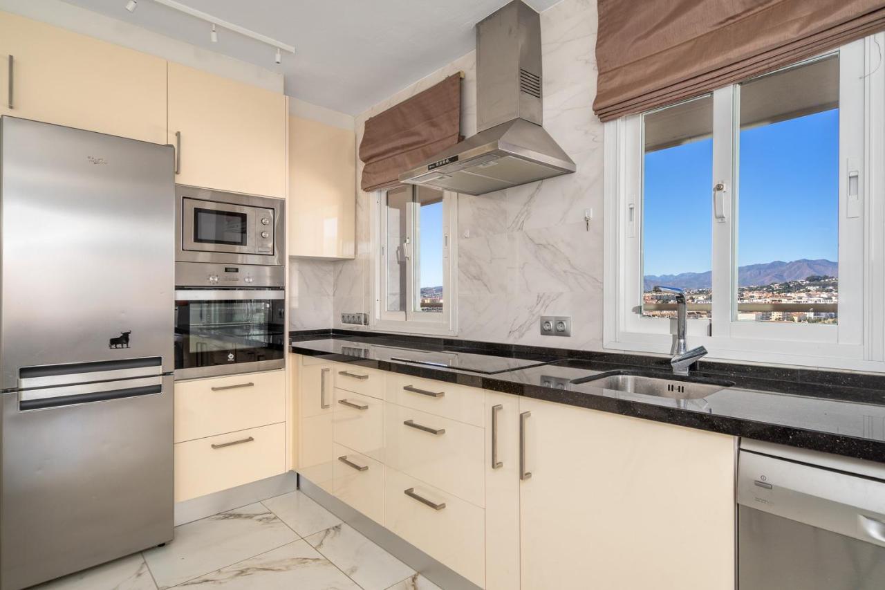 Apartment Beachfront Sea View Stella Maris In By Costarentals - Ref 36 Fuengirola
