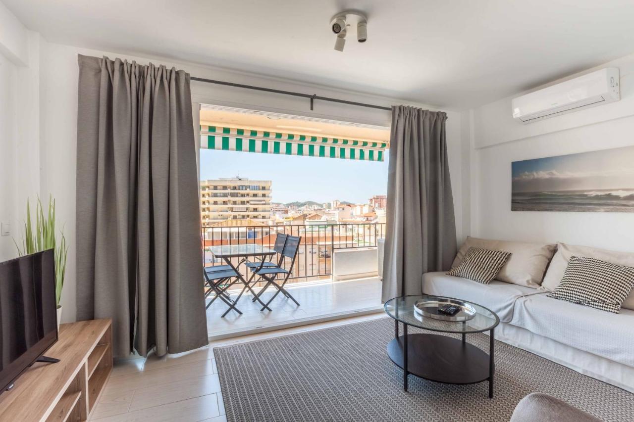 Apartment With Balcony In By Costarentals - Ref 92 *