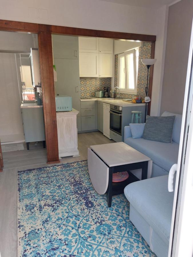 Cozy Penthouse With Excellent Location *