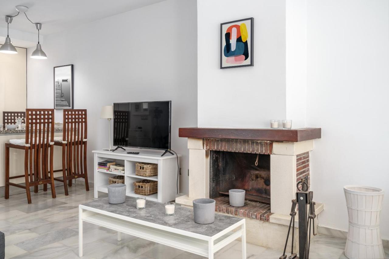 Miramar Townhouse In By Costarentals - Ref 62 *