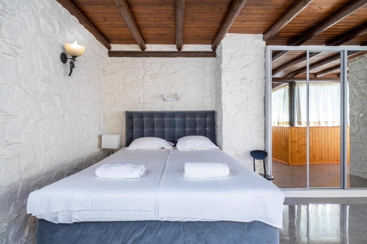 Apartment Unique Penthouse In Boliches By Costarentals - Ref 80