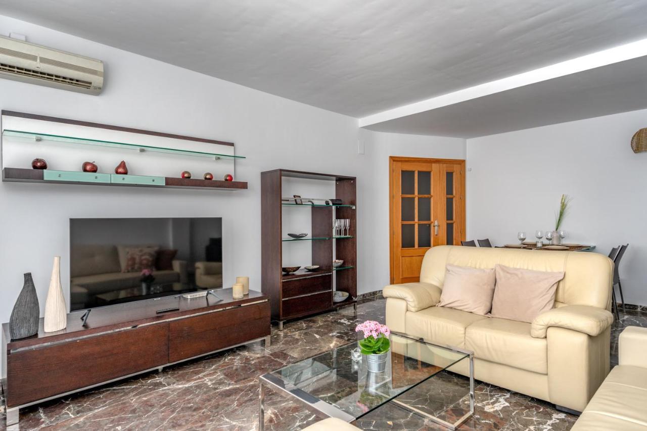 Don Juan With Pool In Carvajal By Costarentals - Ref 98 * Fuengirola