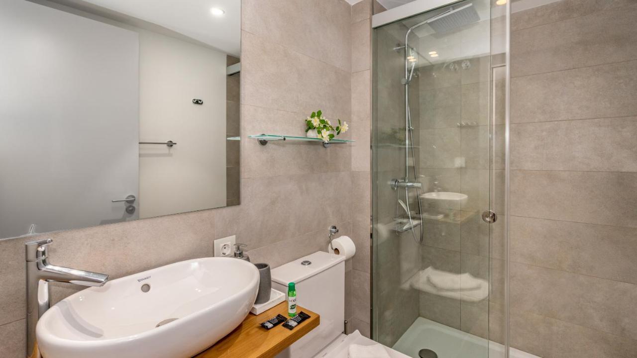 Med One Luxurious By Costarentals - Ref 191 Apartamento