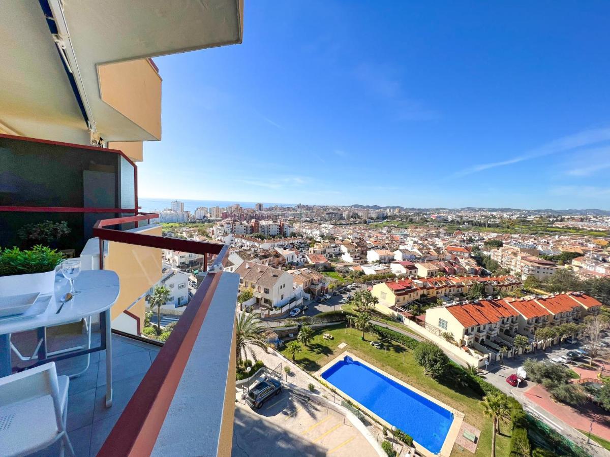A 900 M De La Playa Y Con Vistas Al Mar En Apartamento *