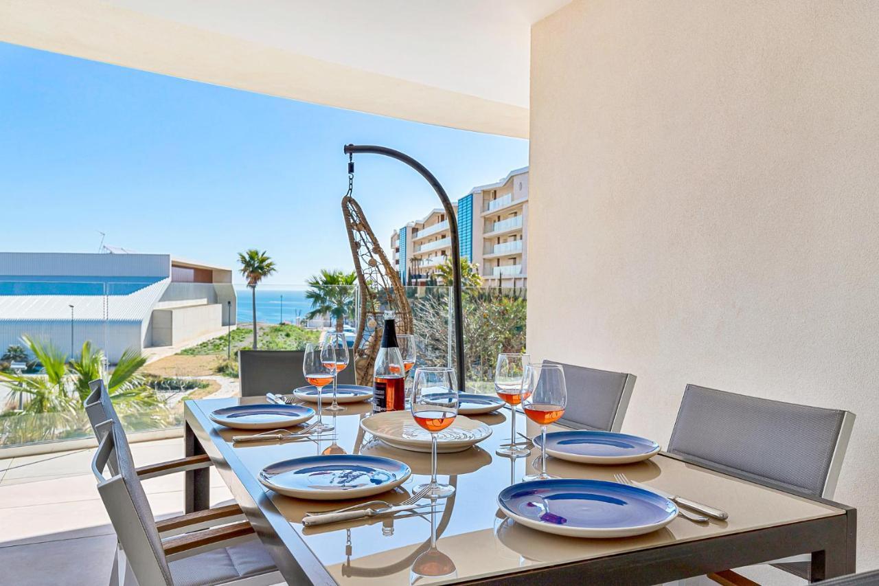 Huoneisto Lovely 3 Bedroom Next To Higueron Area. Fuengirola