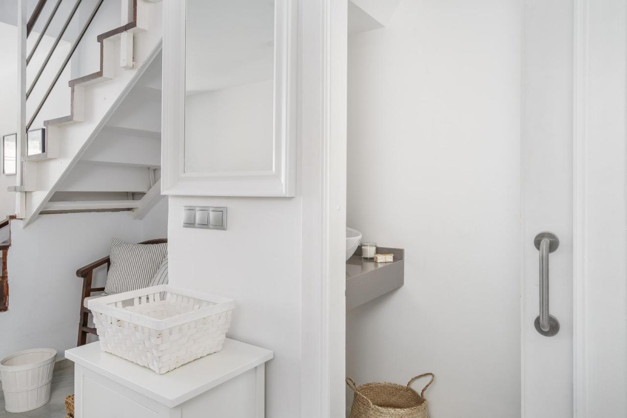 Miramar Townhouse In By Costarentals - Ref 62