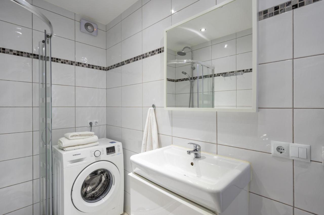 Apartment Shoreline In By Costarentals - Ref 88 Fuengirola