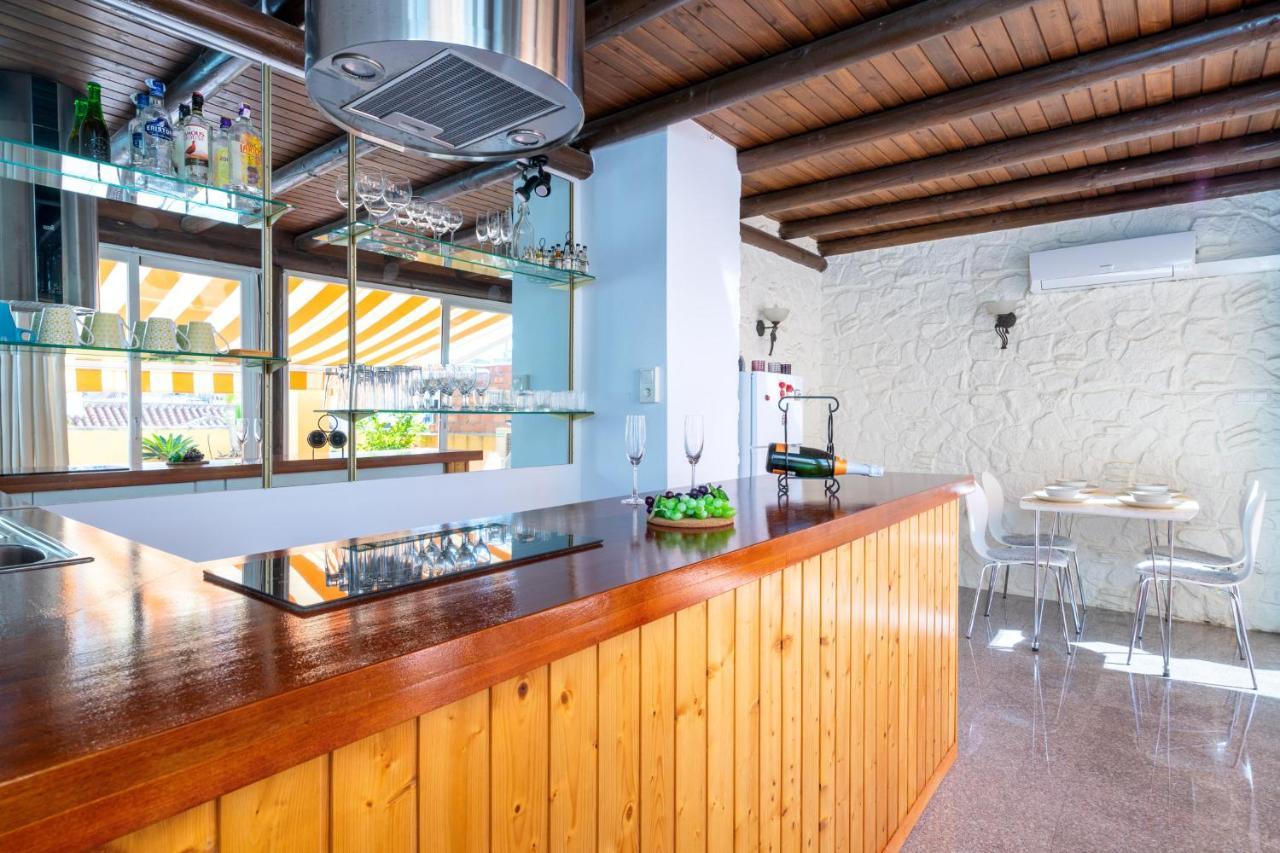 Unique Penthouse In Boliches By Costarentals - Ref 80 Apartment *