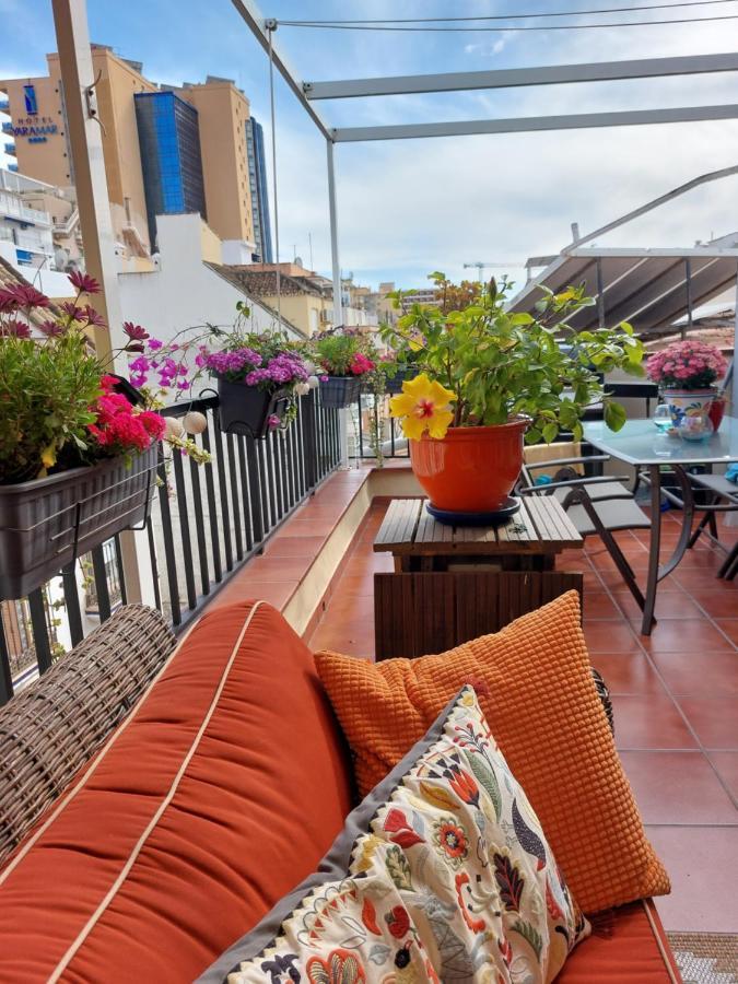 Huoneisto Cozy Penthouse With Excellent Location