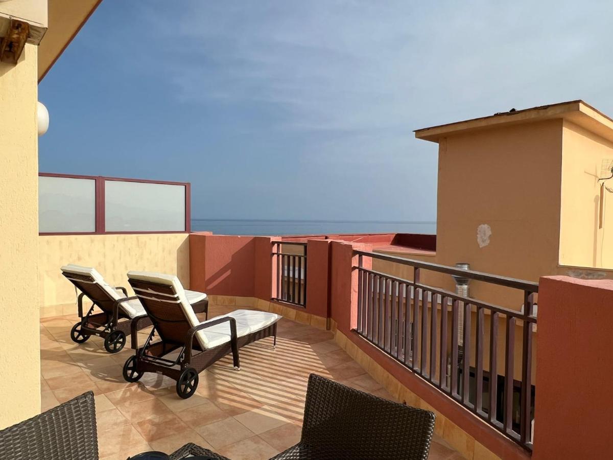 Atico En Yate Iv, Primera Linea Playa * Fuengirola