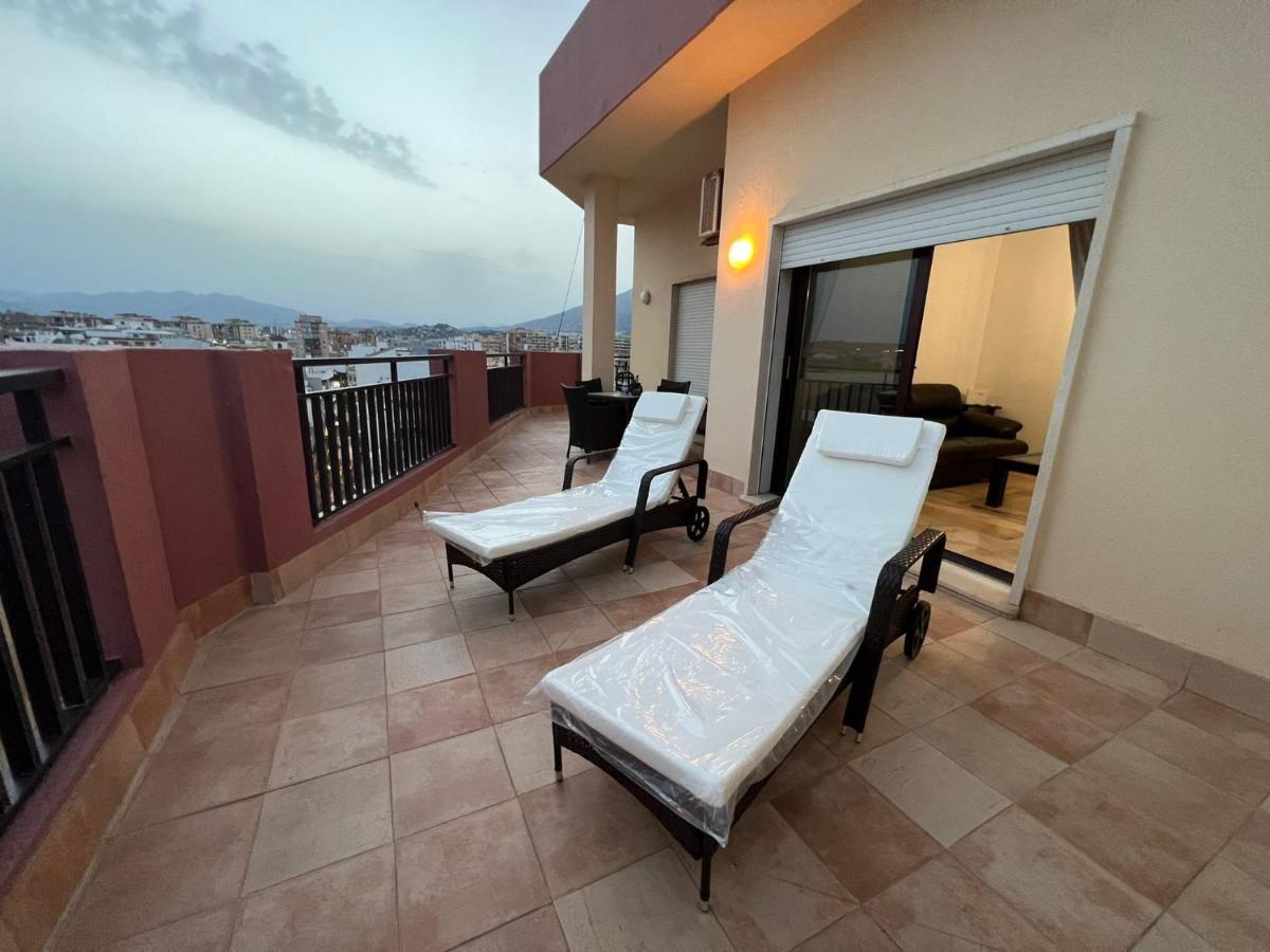 Apartment Atico En Yate Iv, Primera Linea Playa